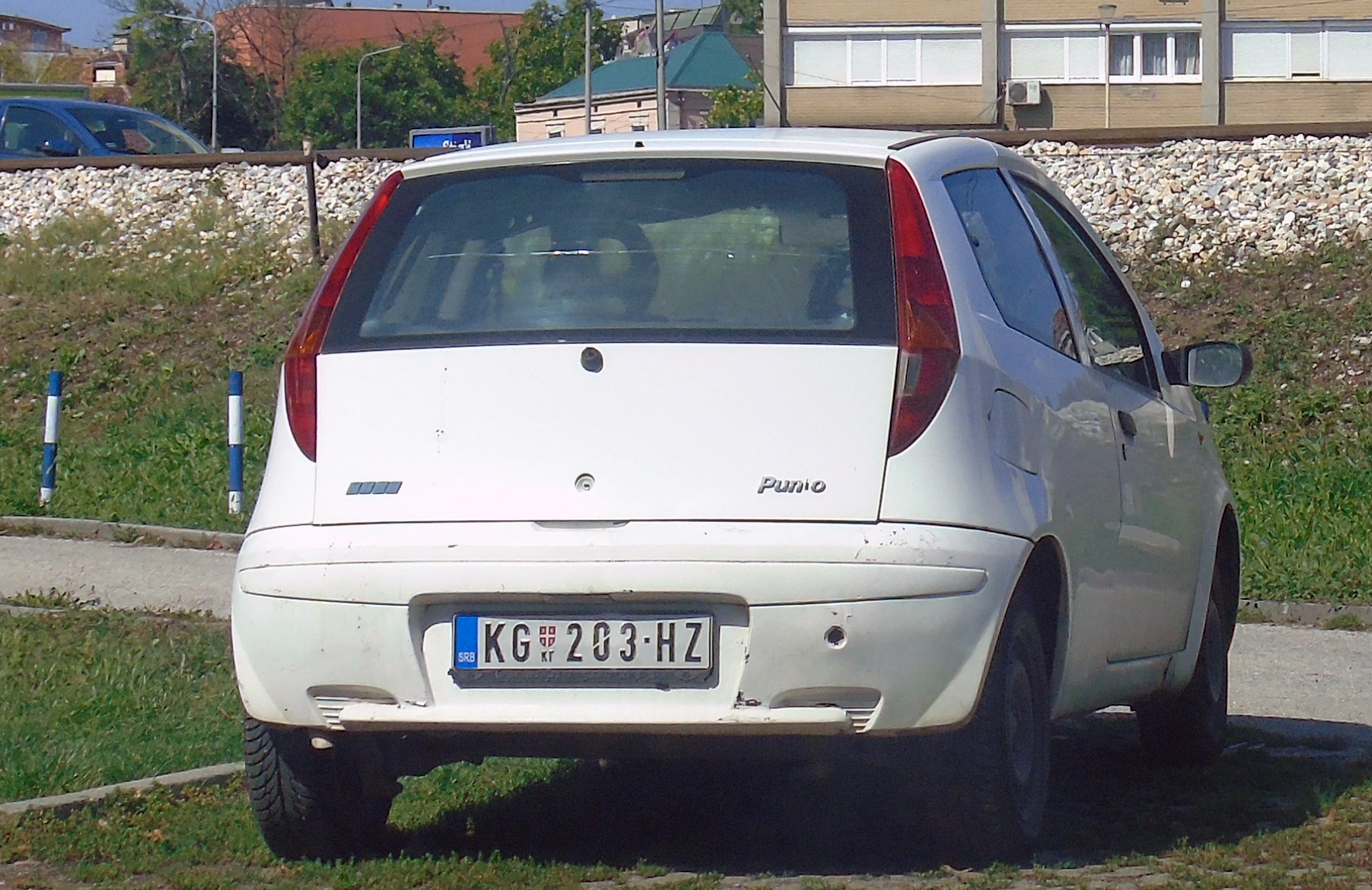 KG 203-HZ, FIAT Punto 2nd gen 3-door Hatch (188), 1999–2003