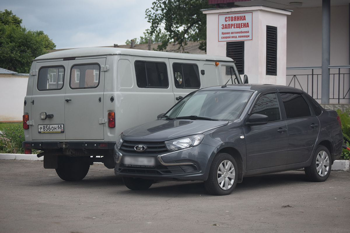 р 856 он 68, UAZ 452 3909 Combi Van, 1996–