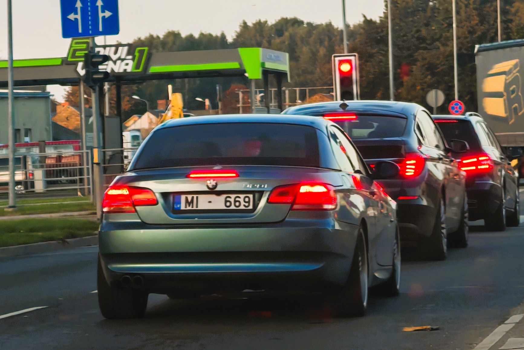 MI-669, BMW 3 Series 5th gen Convertible (E93), 2007–2013