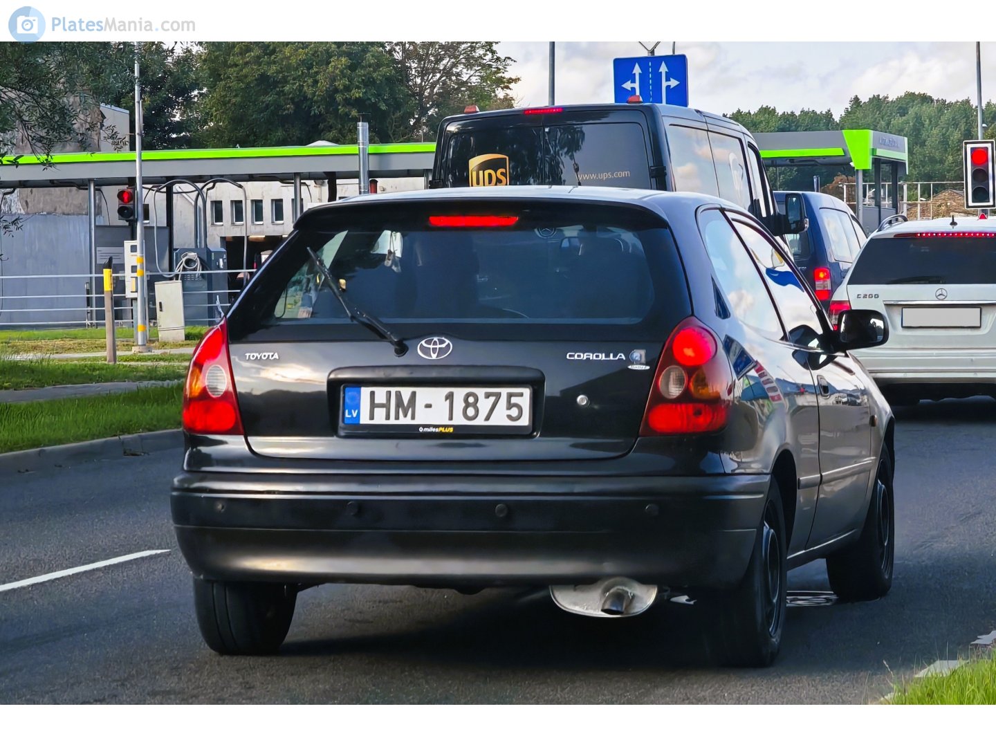 HM-1875, Toyota Corolla 8th gen 3-door Hatch (E110), 1997–2001