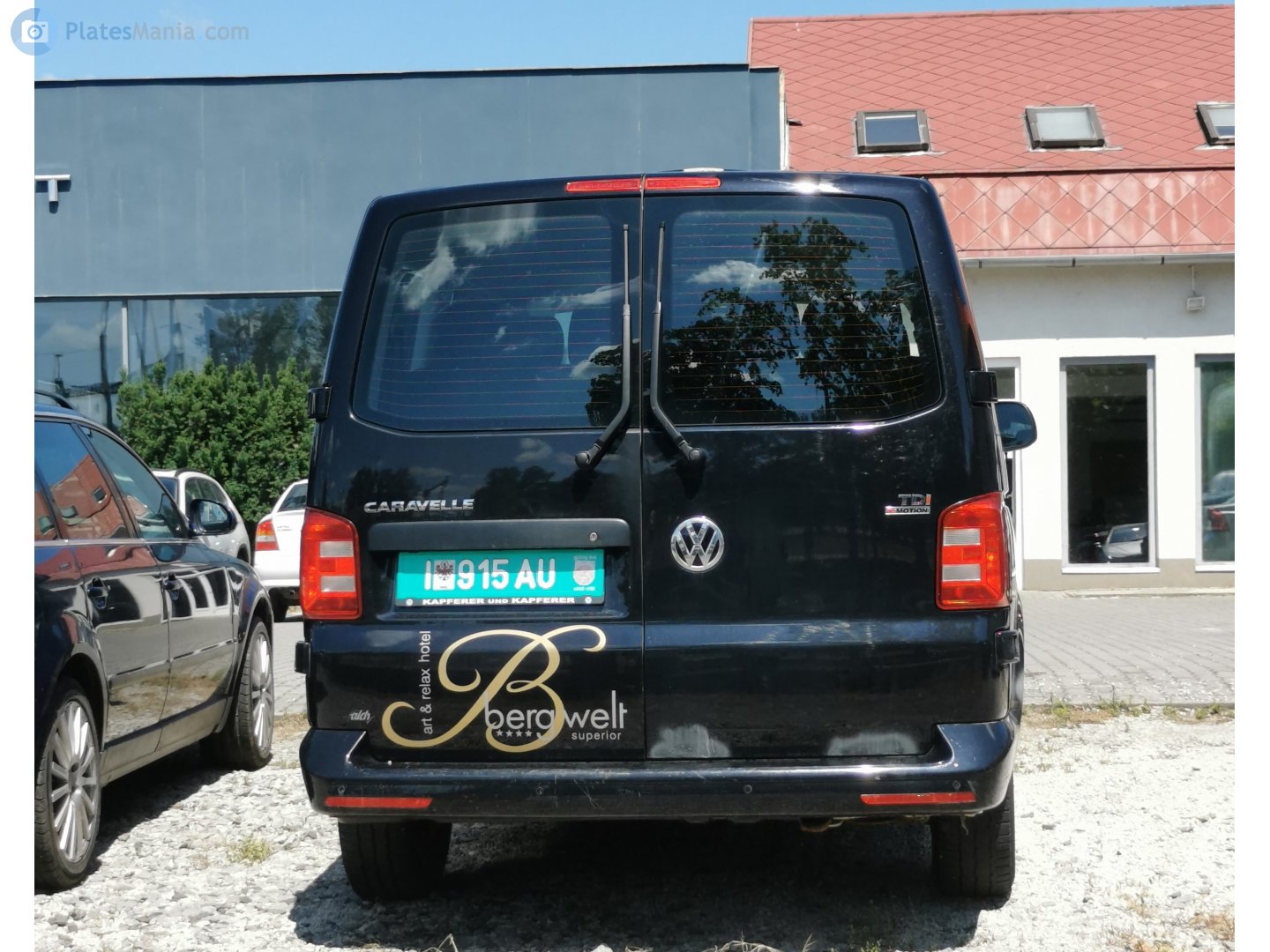 I 915 AU, Volkswagen Caravelle T5, facelift, 2009–2015