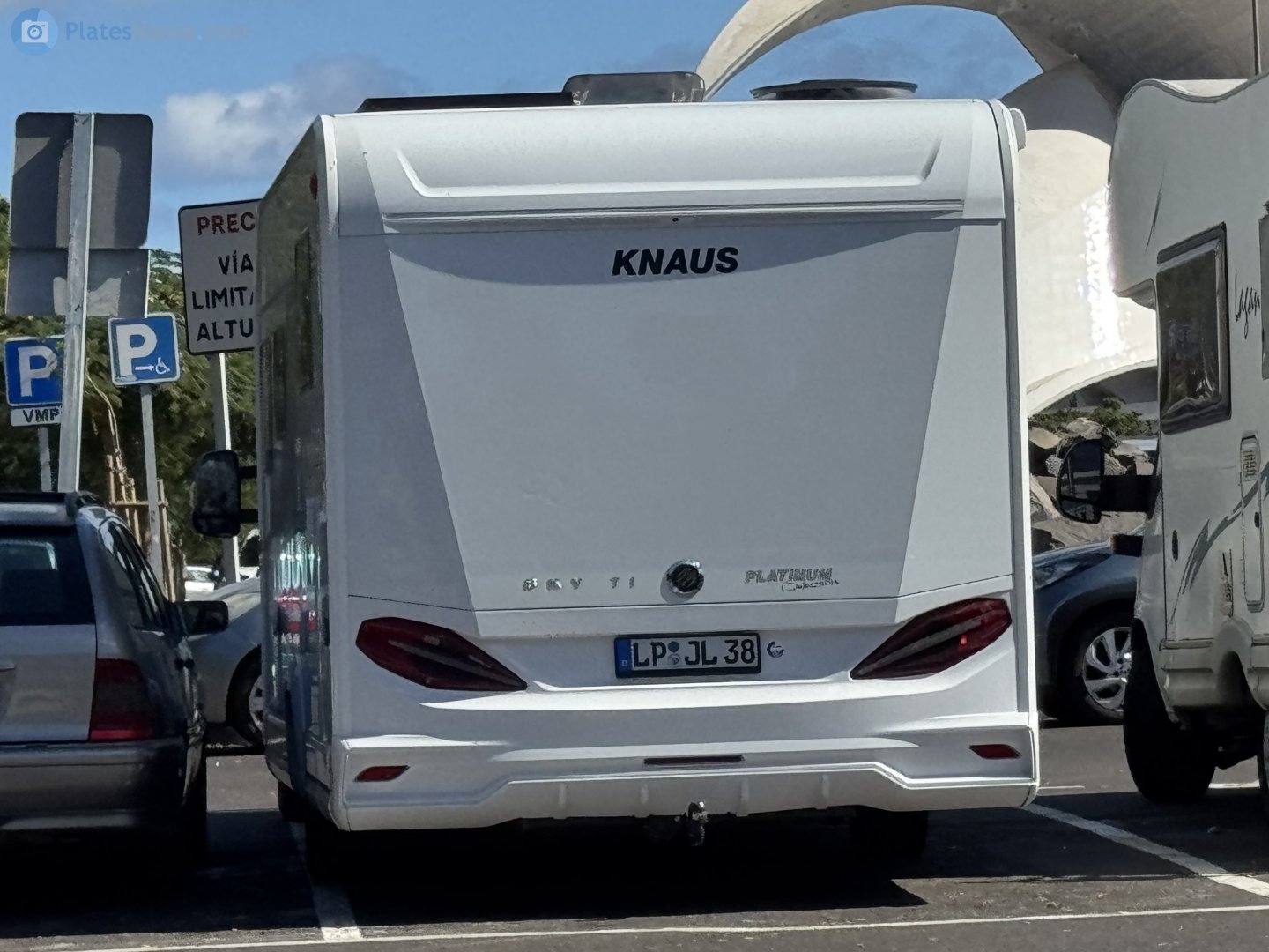 LP JL 38, Regular plates 