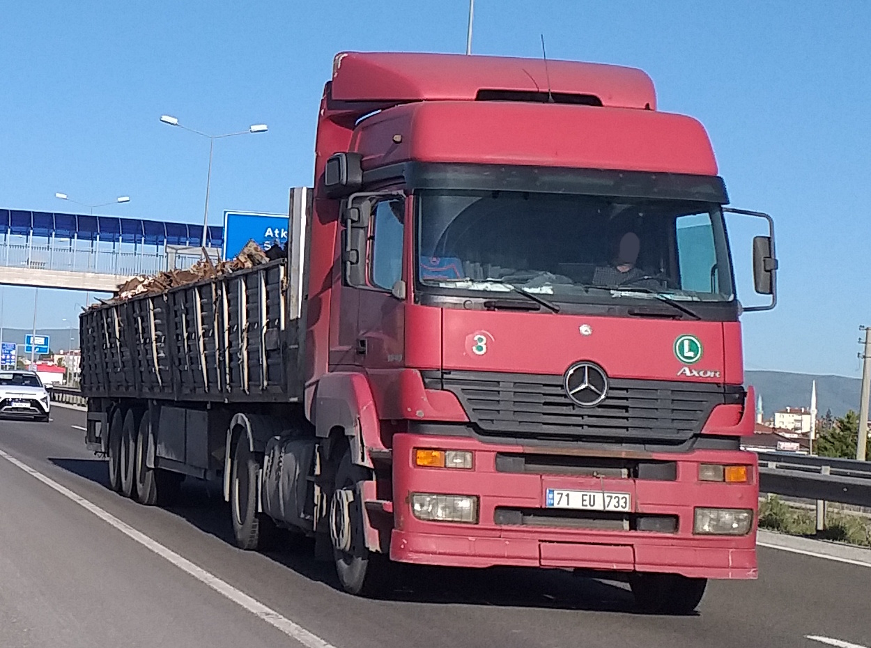 71 EU 733, Mercedes-Benz Axor 1st gen, 2001–2004