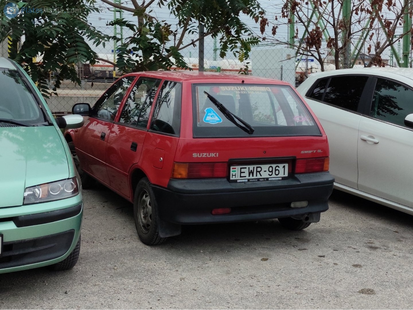 EWR-961, Suzuki Swift 2nd gen 5-door Hatch (SF), 1989–1996