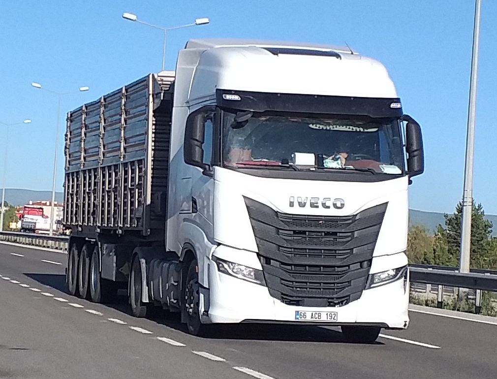 66 ACB 192, Iveco S-Way 1st gen, 2019–