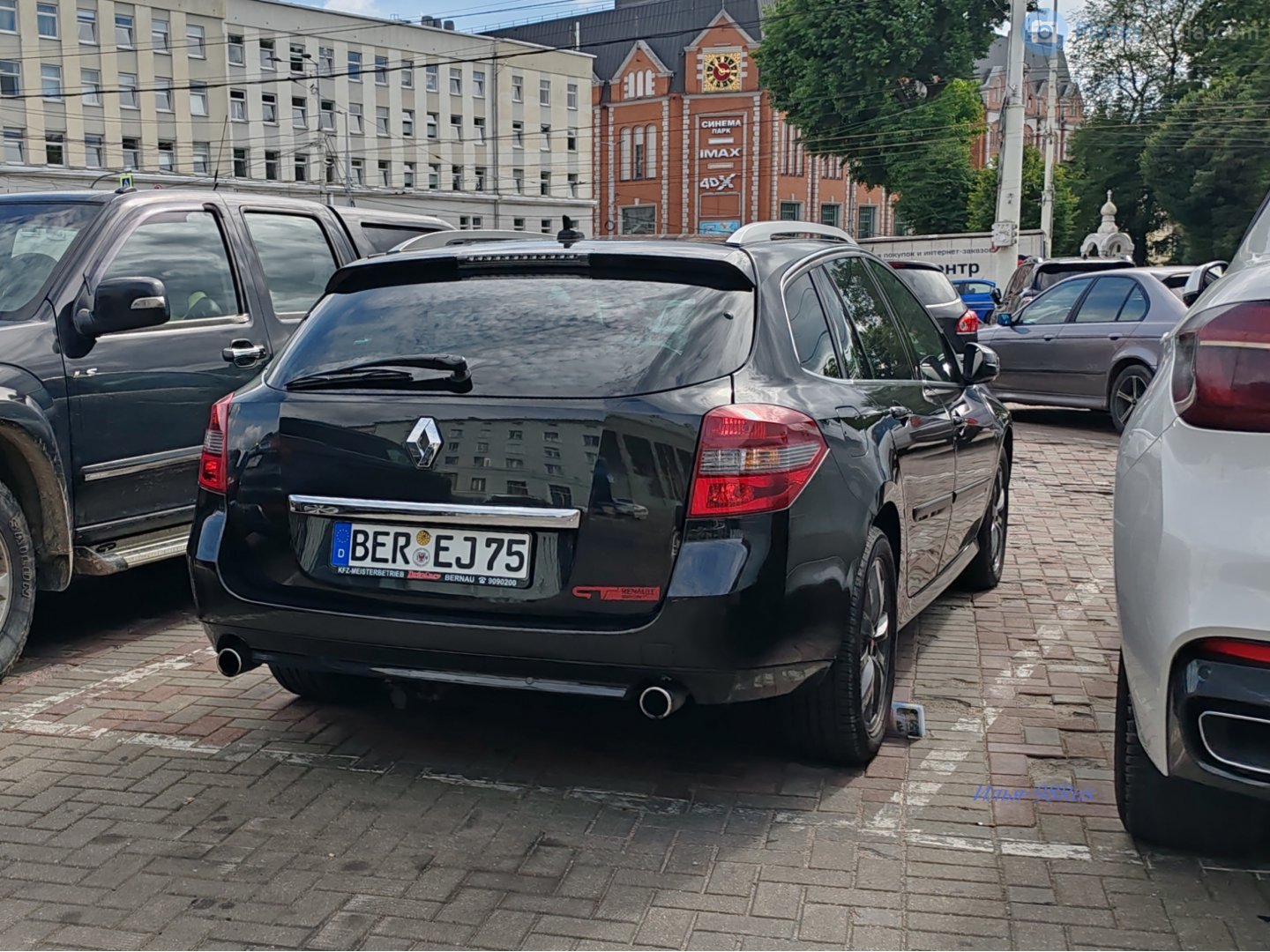 BER EJ 75, Renault Laguna 3rd gen Sport Tourer (X91), 2007–2015