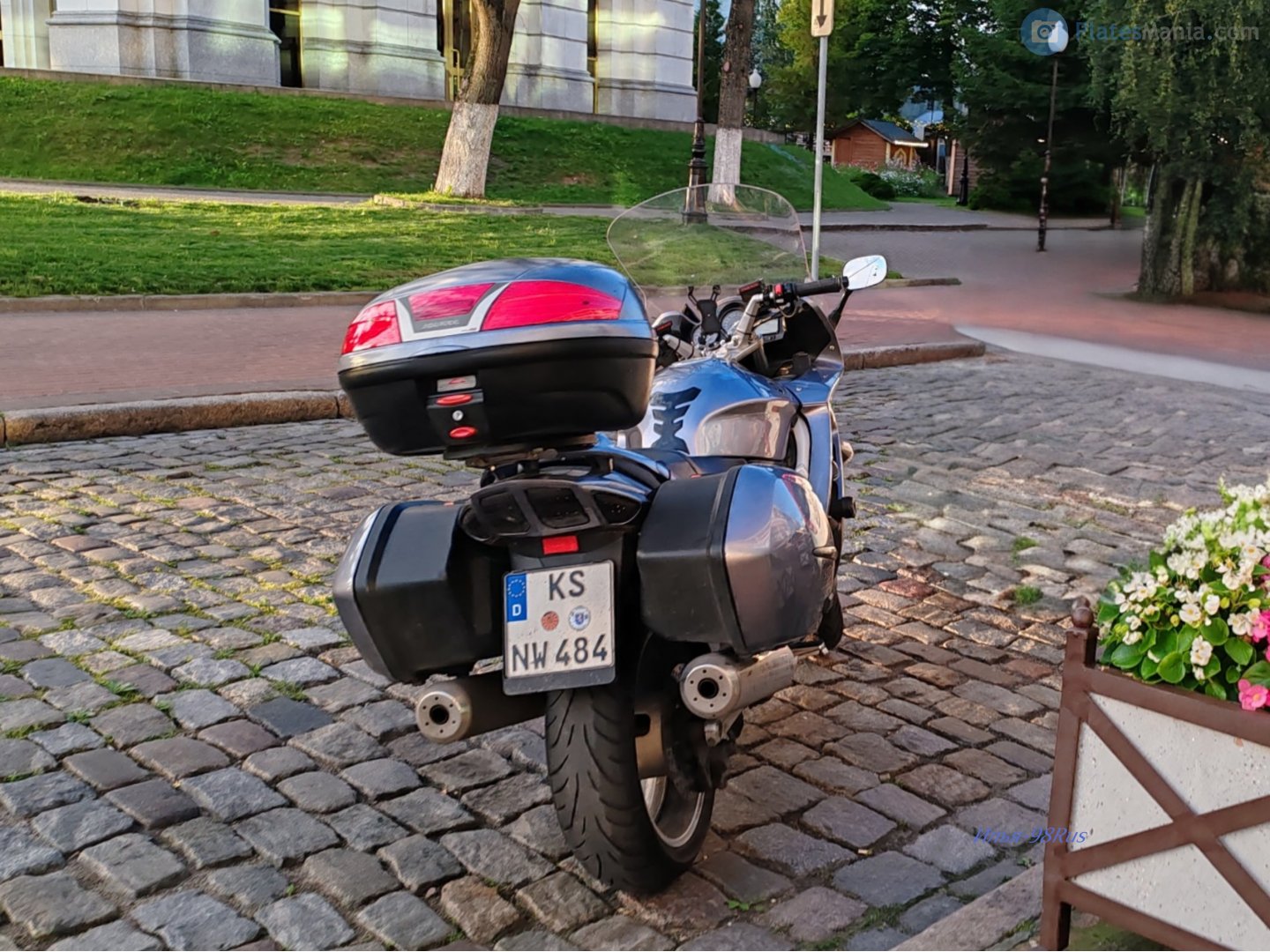 KS NW 484, Yamaha FJR 