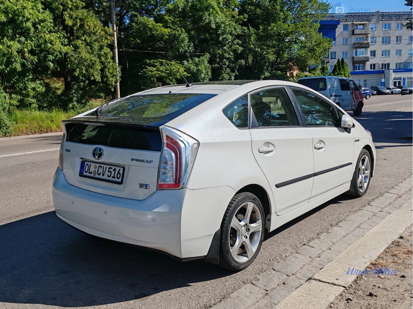 OL CV 516, Toyota Prius 3rd gen Liftback (ZVW30), 2009–2015