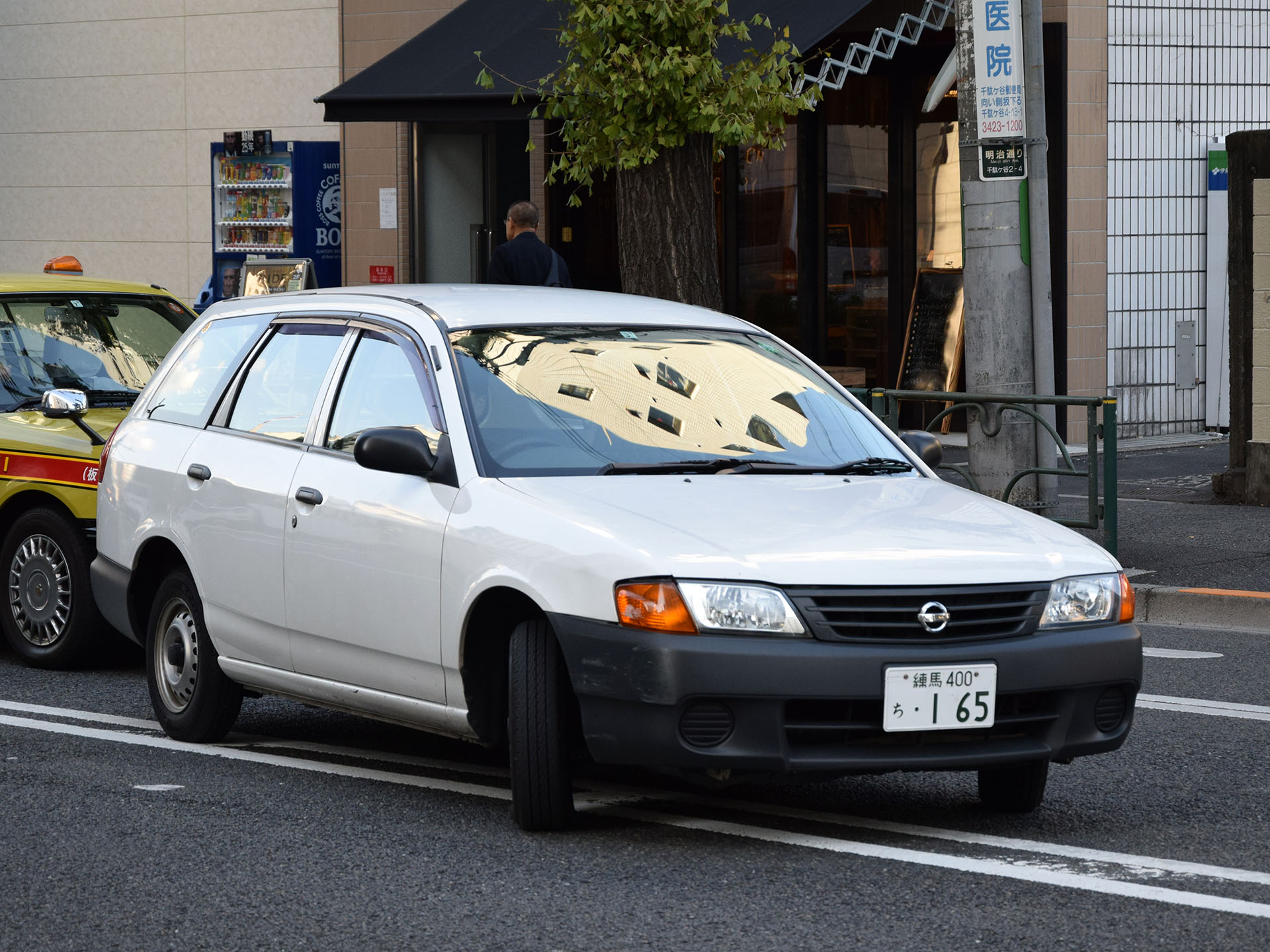練馬 400 ち 165, Nissan AD 3rd gen (Y11), 1999–2008