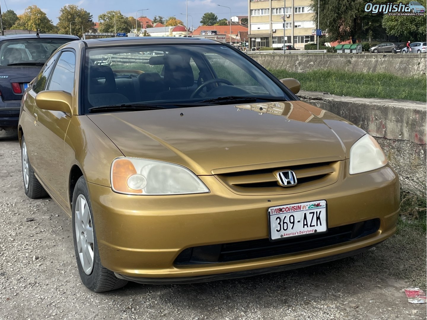 369-AZK, Honda Civic 7th gen Coupé (EM), 2001–2006