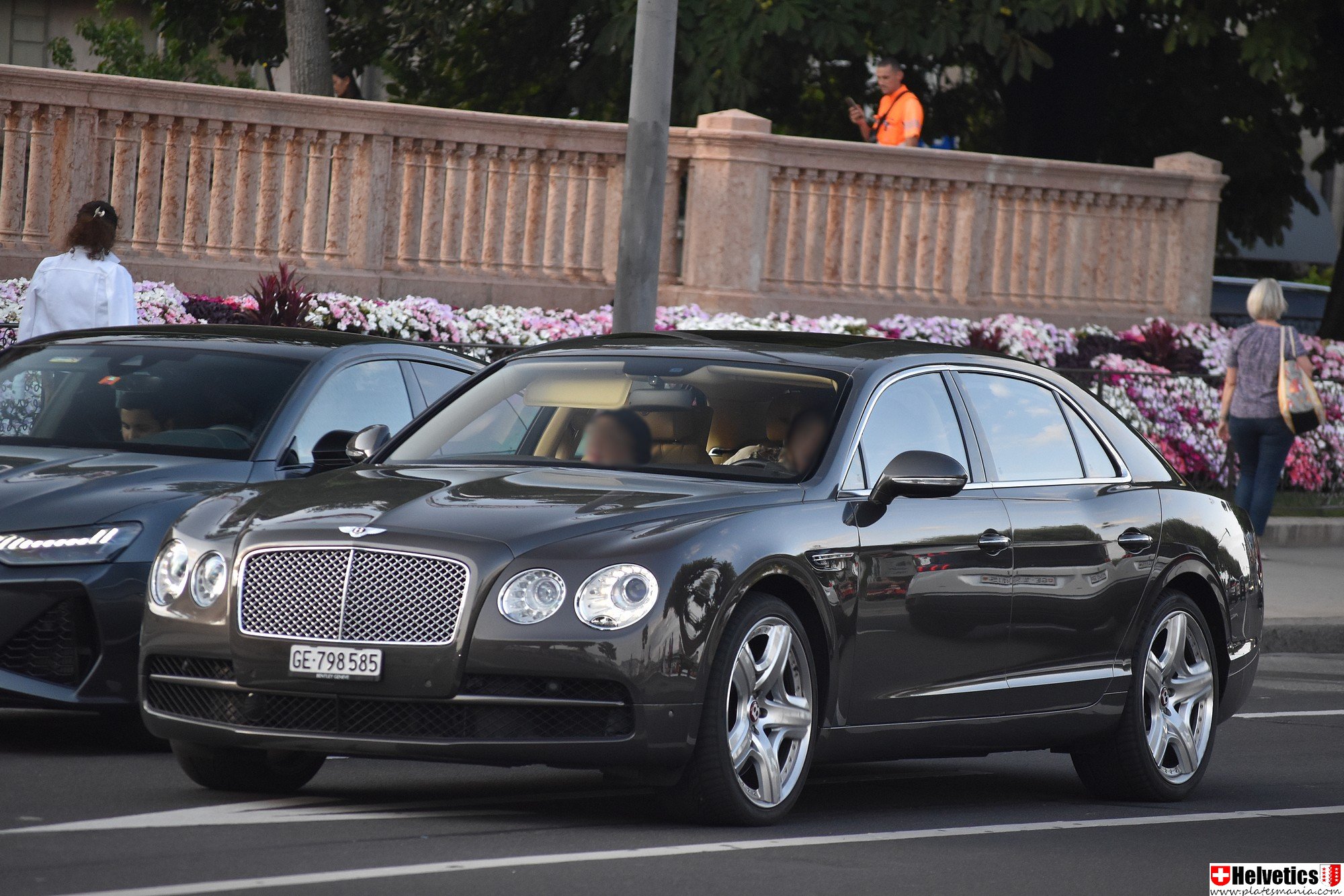 GE 798585, Bentley Flying Spur 2nd gen (D1), 2013–2019