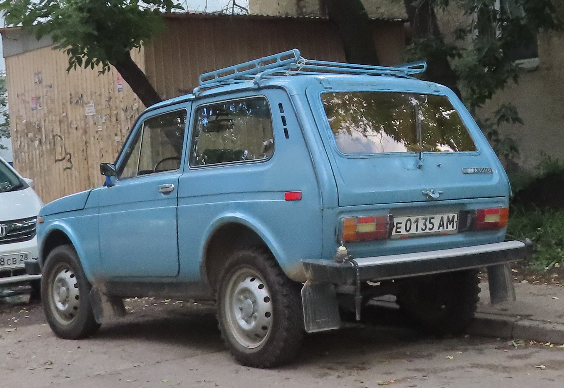 е 0135 АМ, Lada (VAZ) 2121 Нива 2121, 1977­–1994