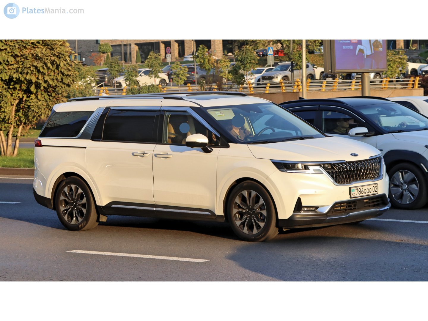 786 QQQ 02, Kia Carnival 4th gen (KA4), 2020–2024