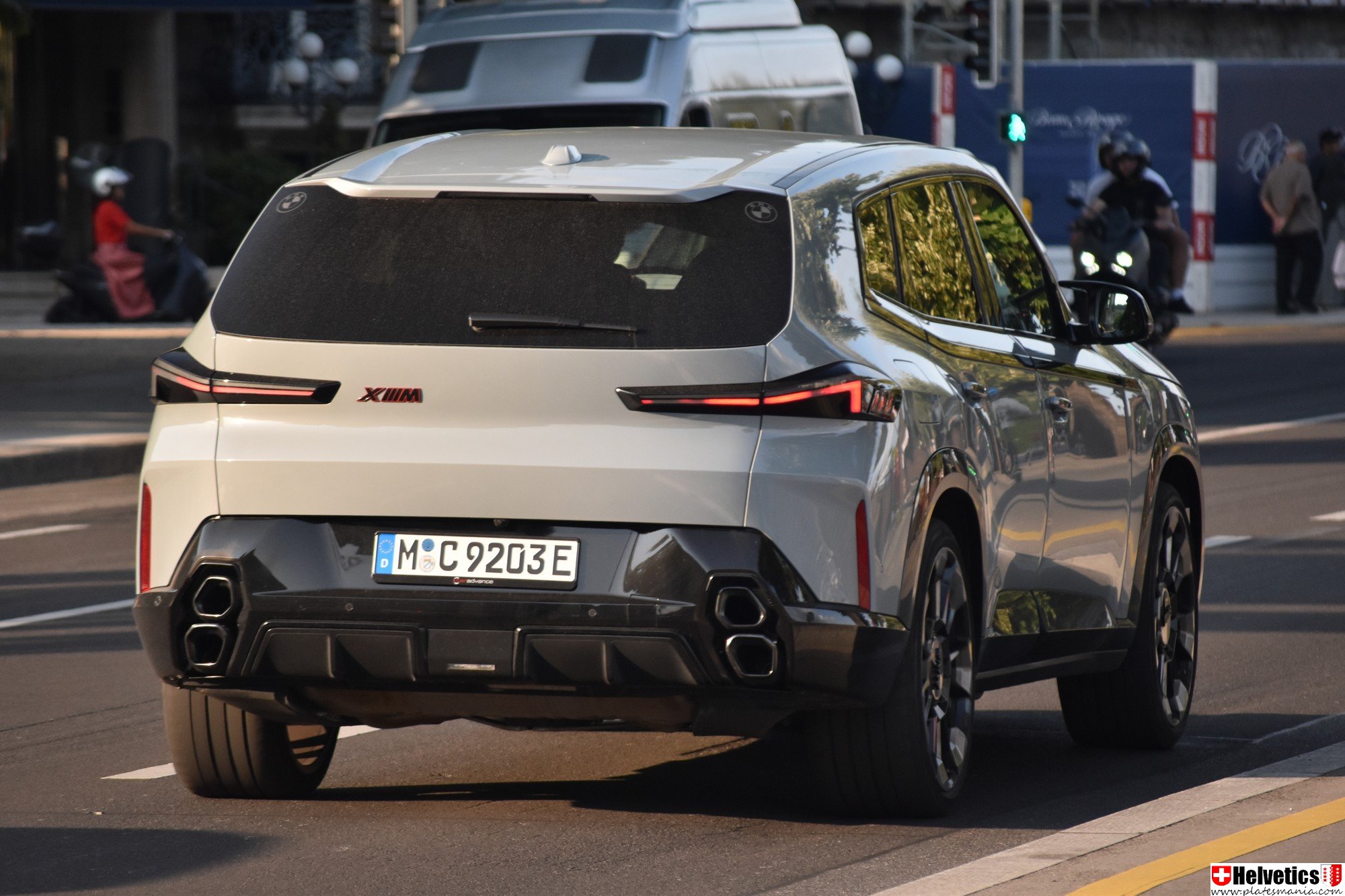 M C 9203 E, BMW XM 1st gen (G09), 2023–