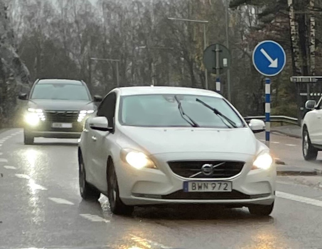 BWN 972, Volvo V40 2nd gen (526), 2013–2019