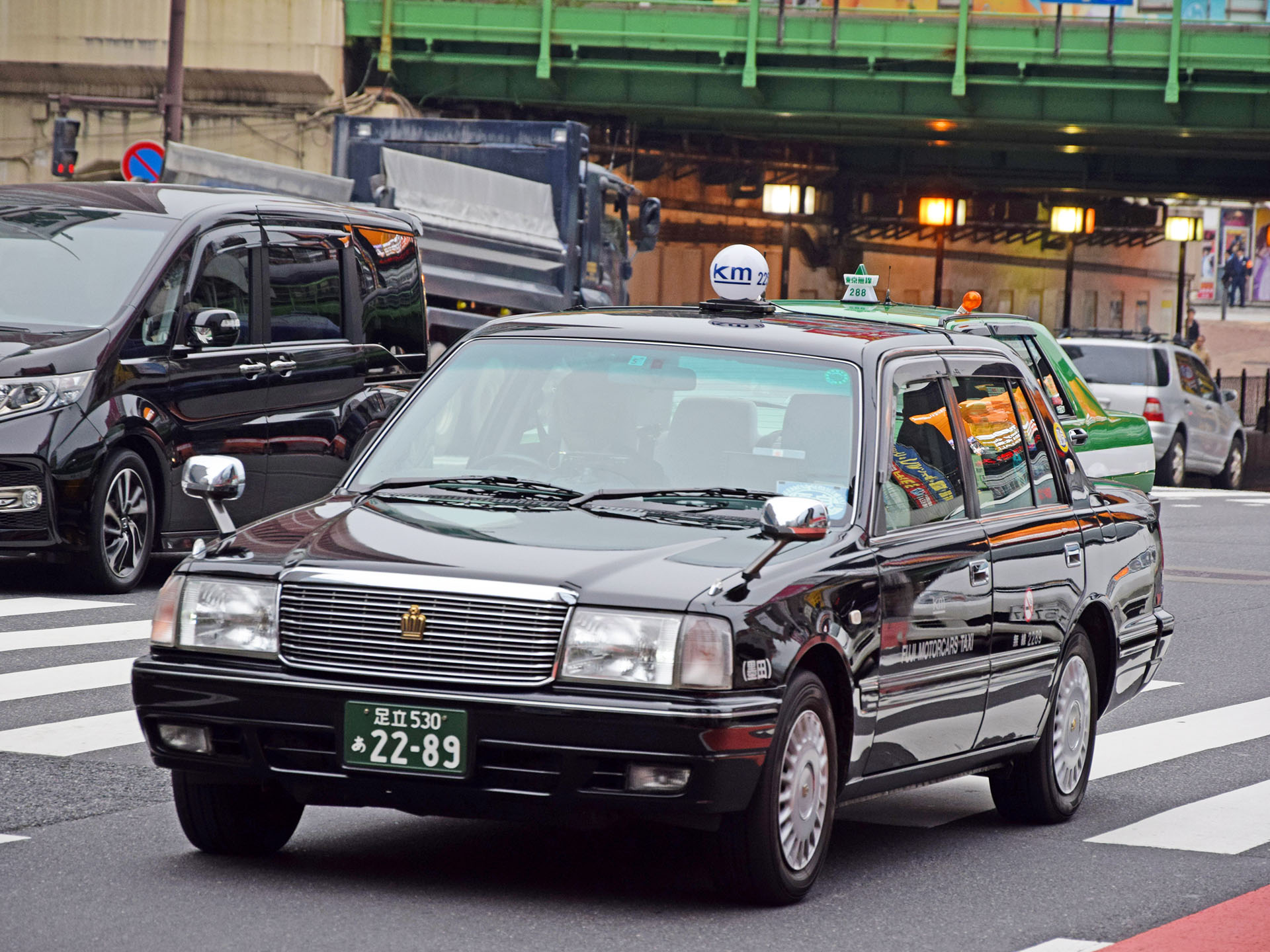 足立 530 あ 2289, Toyota Crown 10th gen Comfort (SS10/XS10), 1995–2017