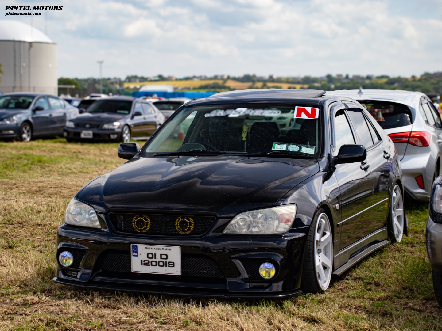 01-D-120019, Lexus IS 1st gen Sedan (XE10), 1999–2005