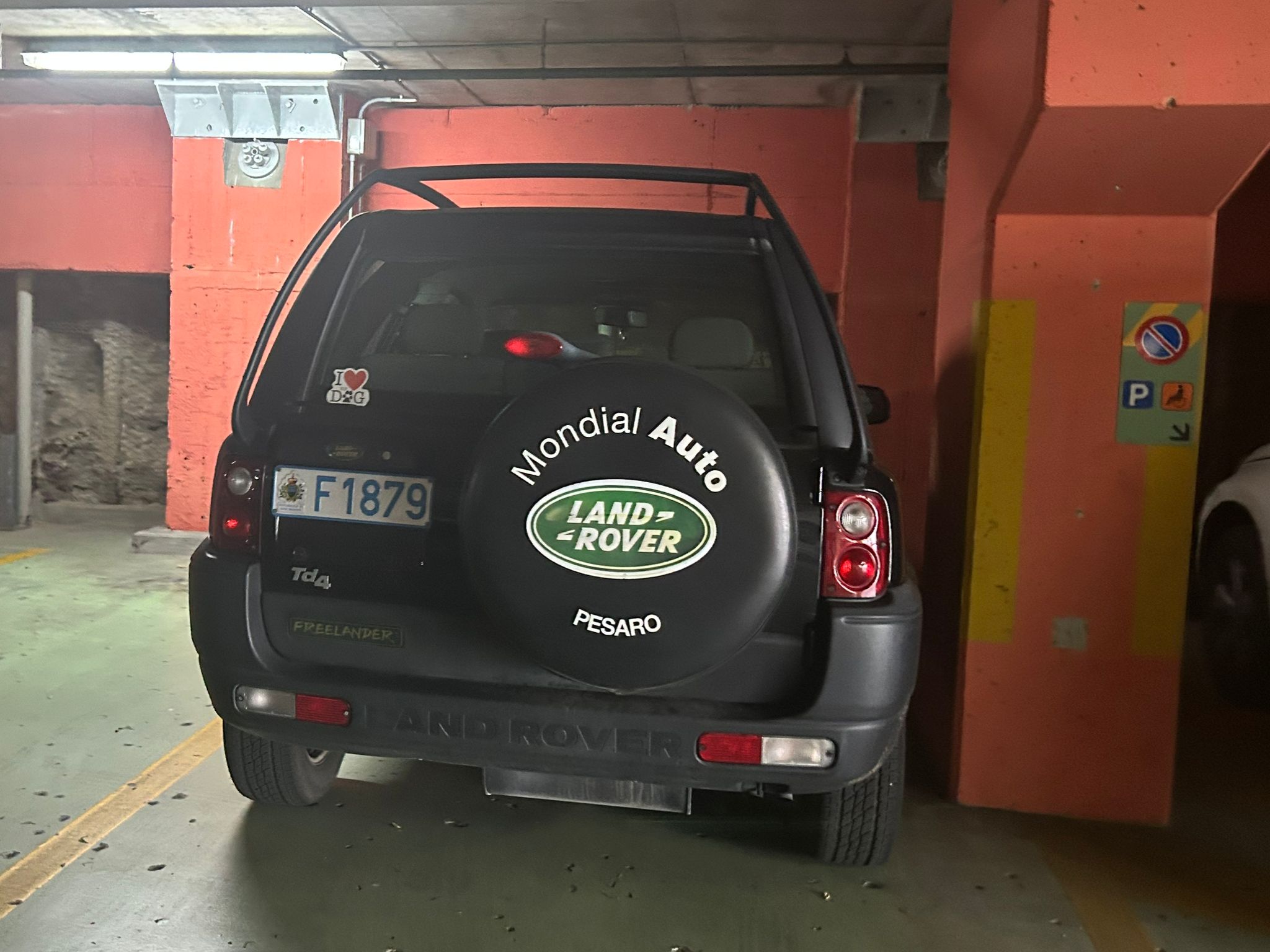 F1879, Land Rover Freelander 