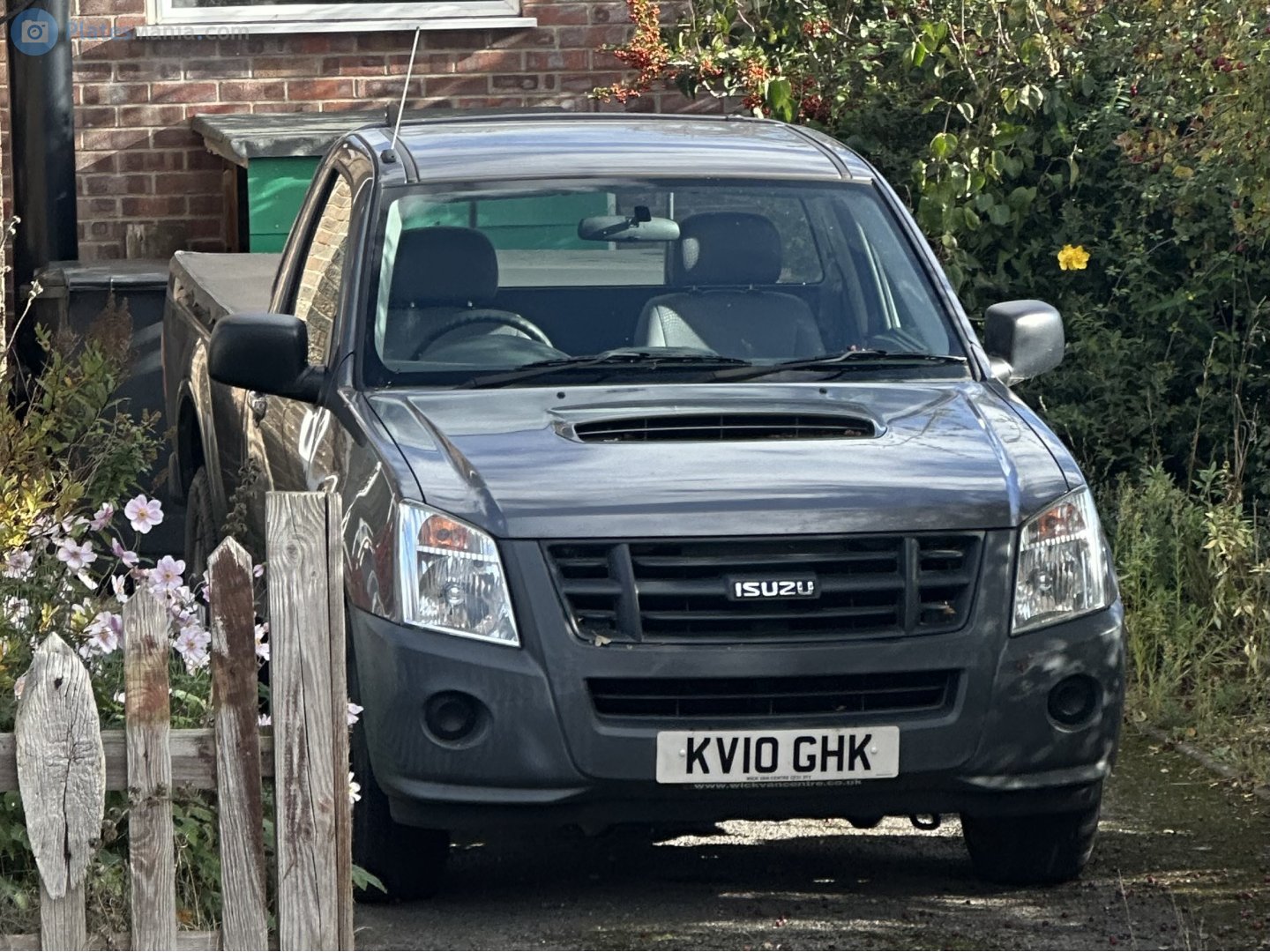 KV10GHK, Isuzu Rodeo 3rd gen Pickup (RA/RC; UK-market), 2003–2012