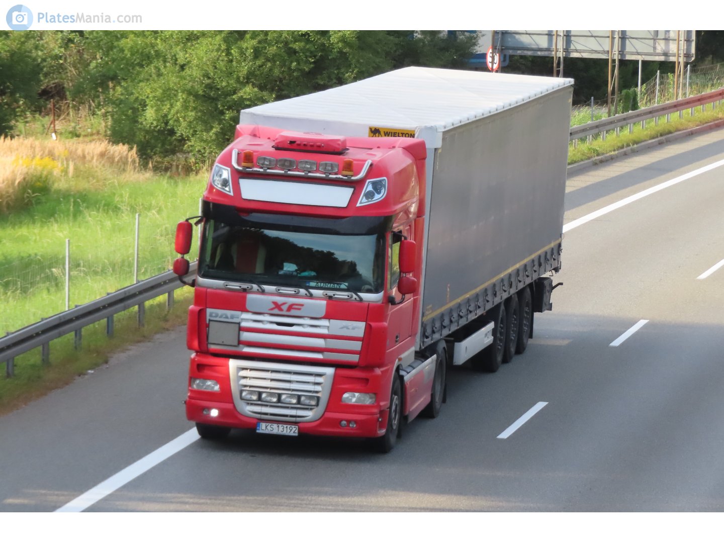 LKS 13192, DAF XF 3rd gen (XF105), 2006–2020