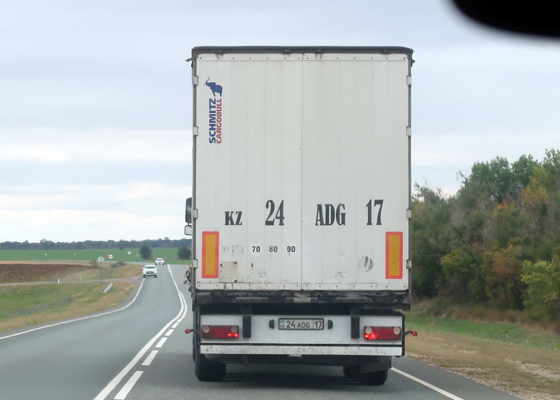 ADG 24 17, Schmitz SCS 