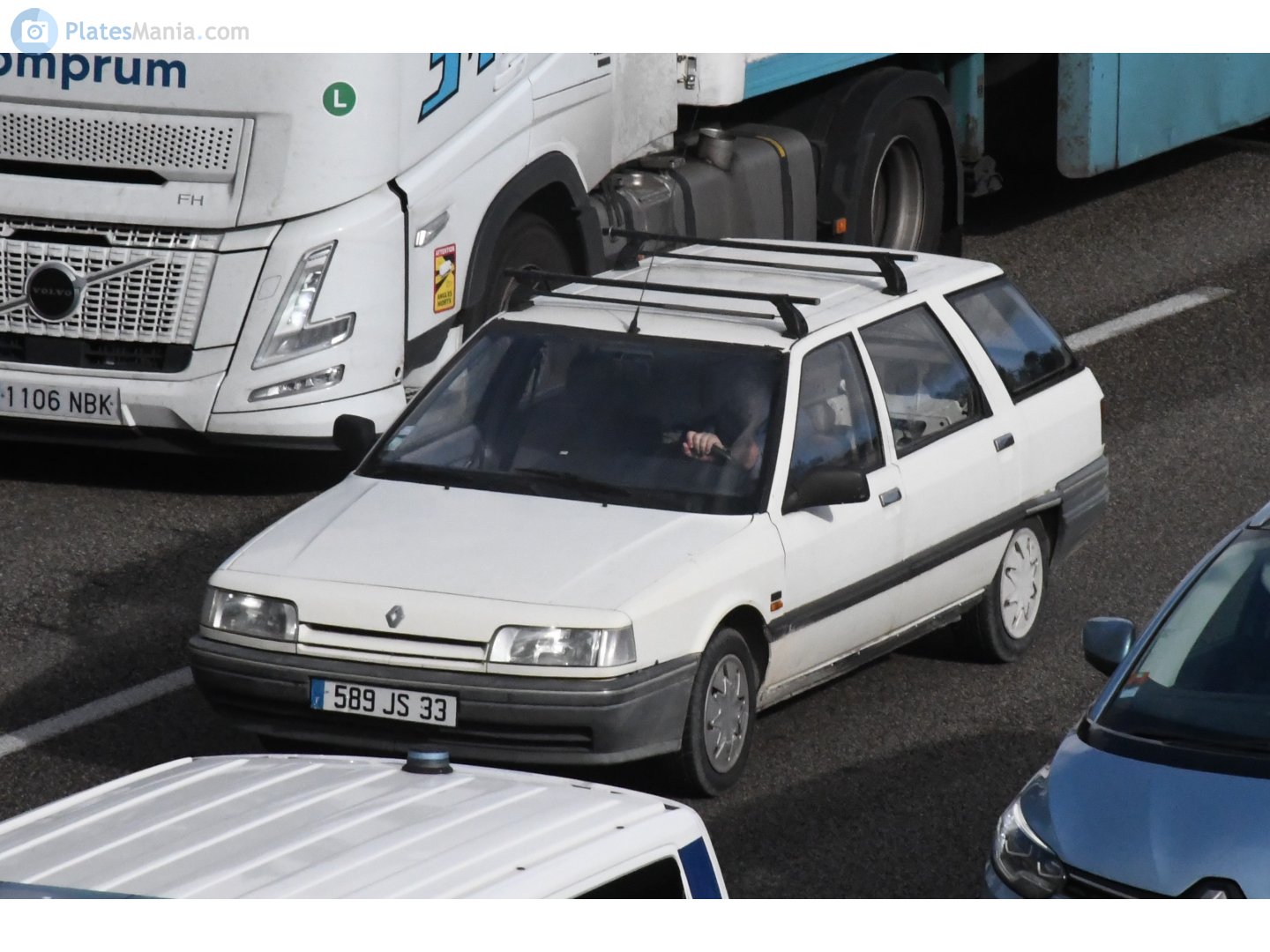 589 JS 33, Renault 21 1st gen Nevada/Savanna (K48), 1987–1995