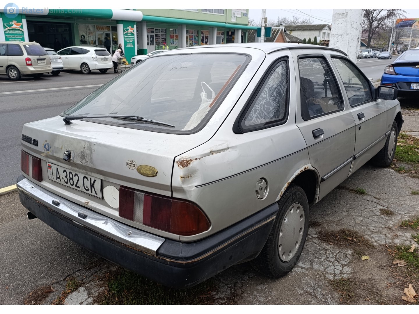 A 382 CK, Ford Sierra 1st gen 5-door Liftback (BAC), 1982–1987