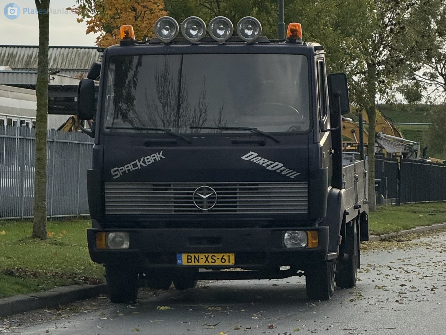 BN-XS-61, Mercedes-Benz LK-Series 1st gen, 1984–1998