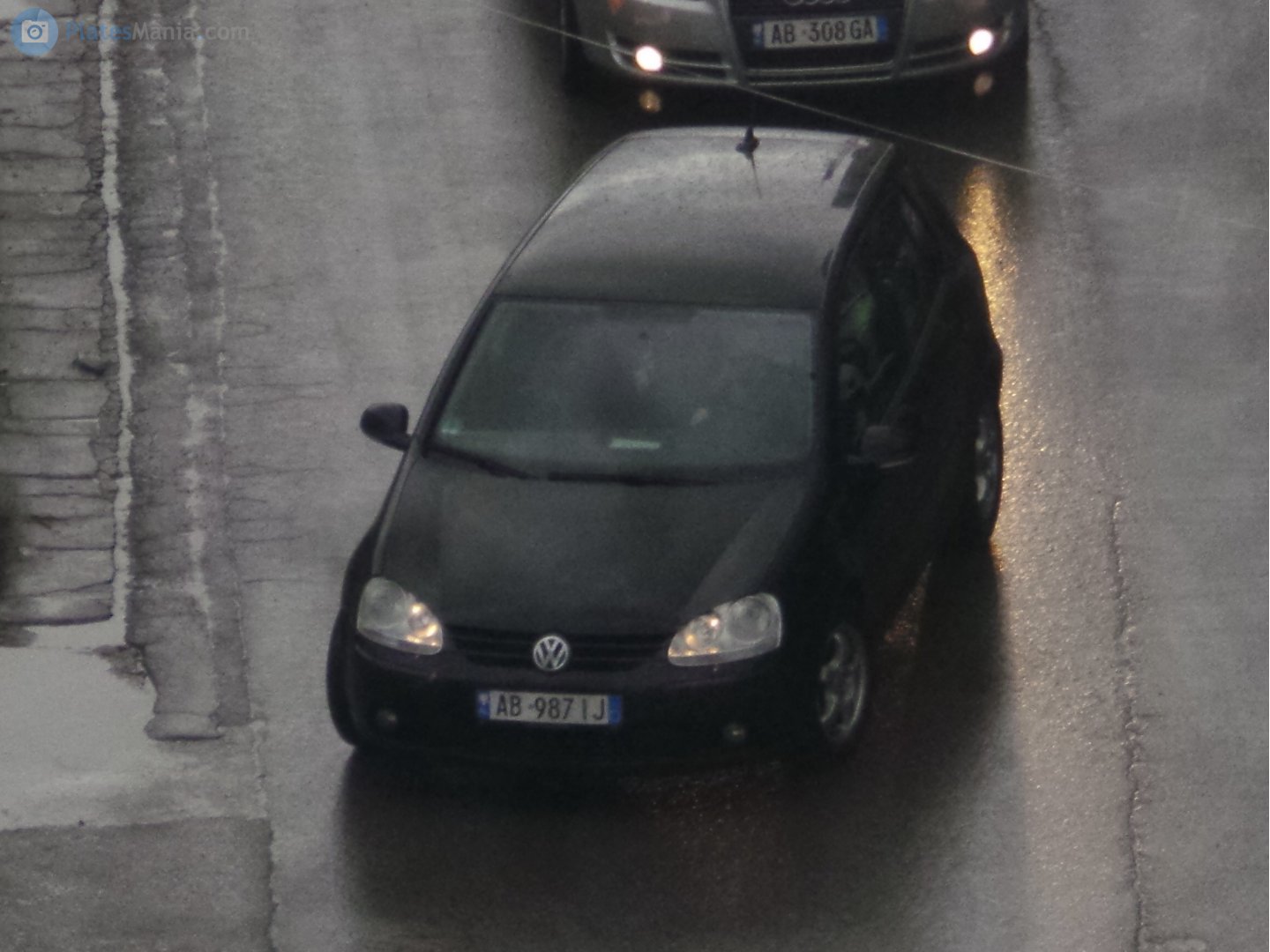 AB 987 IJ, Volkswagen Golf 5th gen 5-door Hatch (1K1), 2003–2008