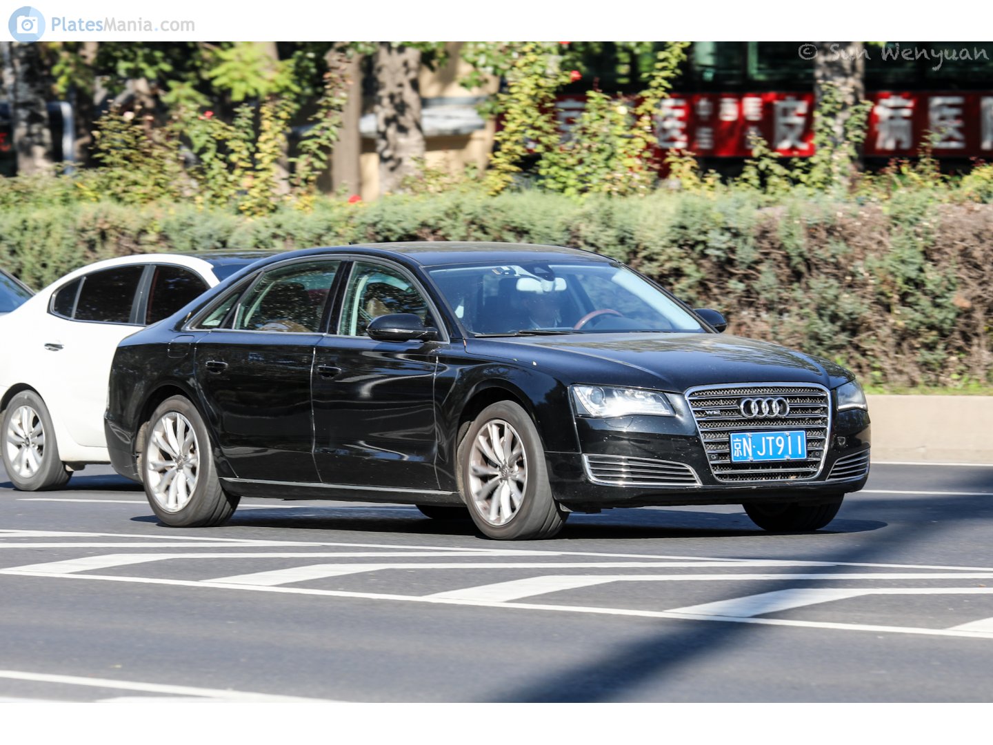 京N·JT911, Audi A8 3rd gen (D4/4H), 2009–2013