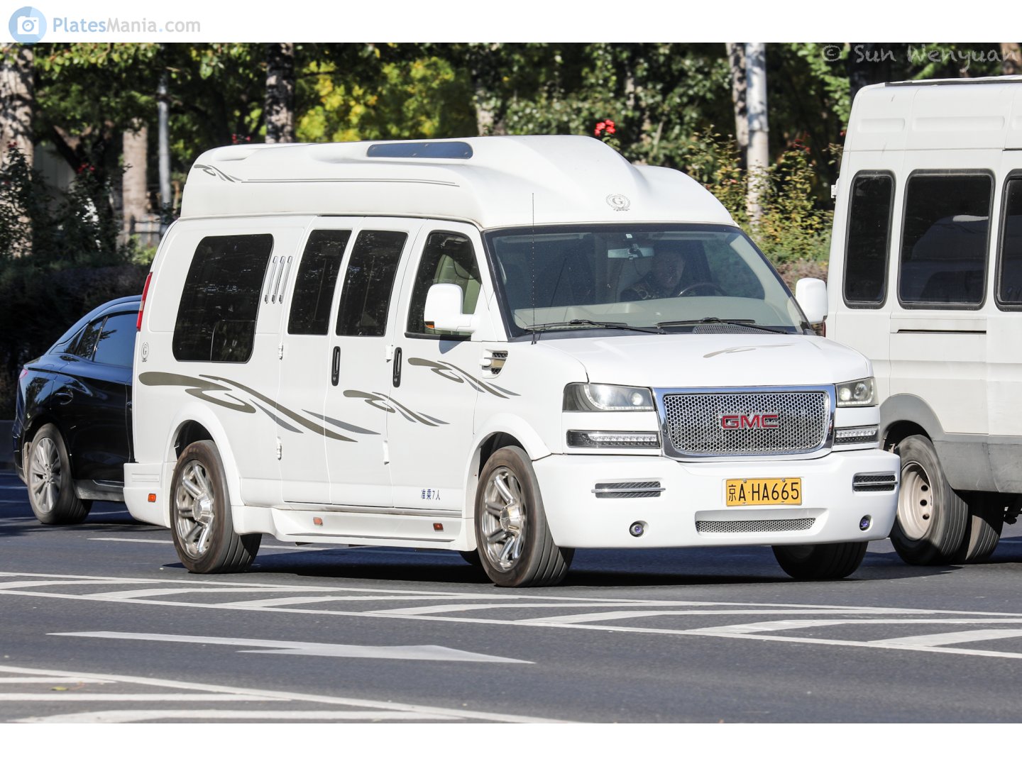 京A·HA665, GMC Savana 2nd gen, 2003-present