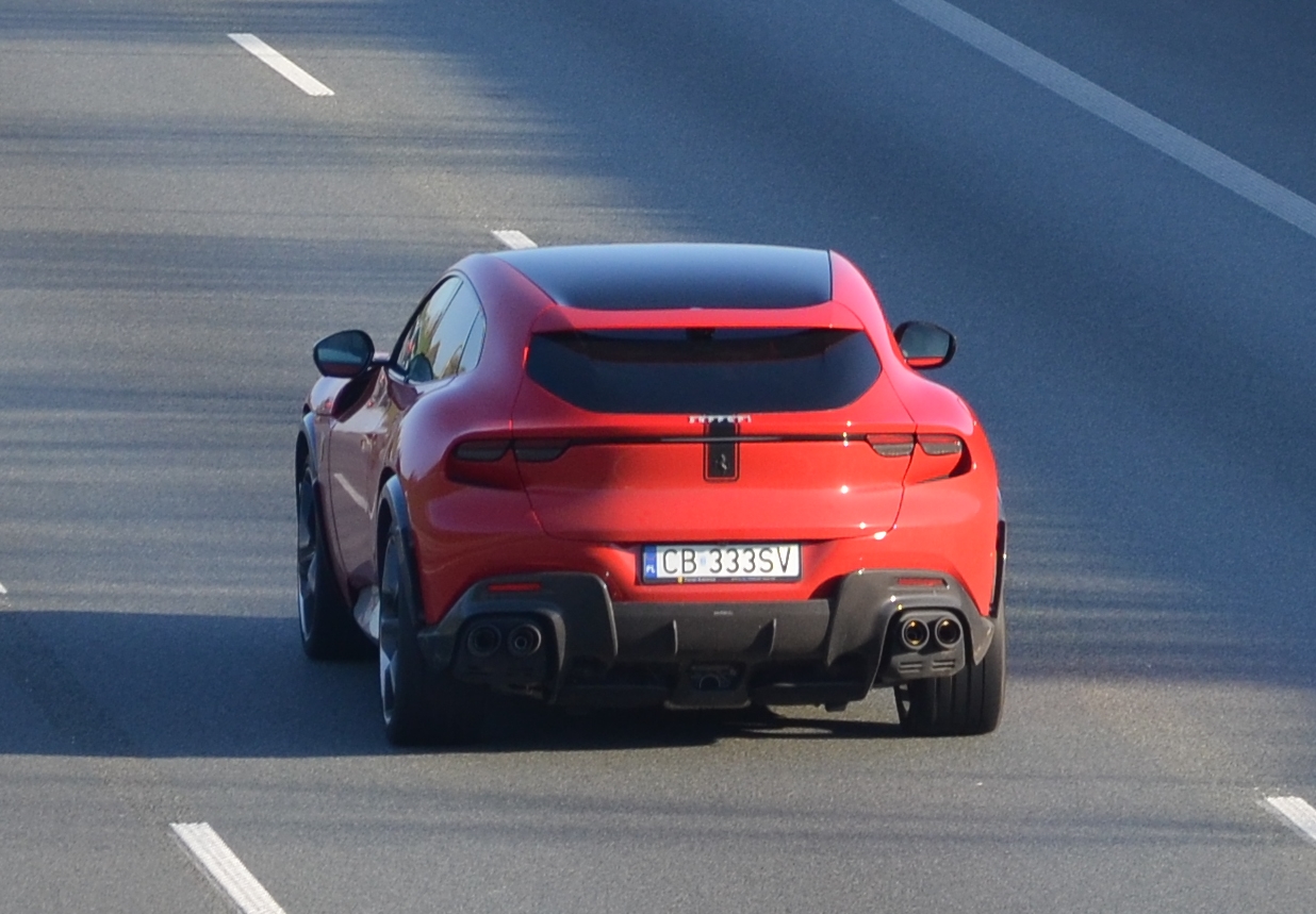 CB 333SV, Ferrari Purosangue 1st gen (F175), 2023–