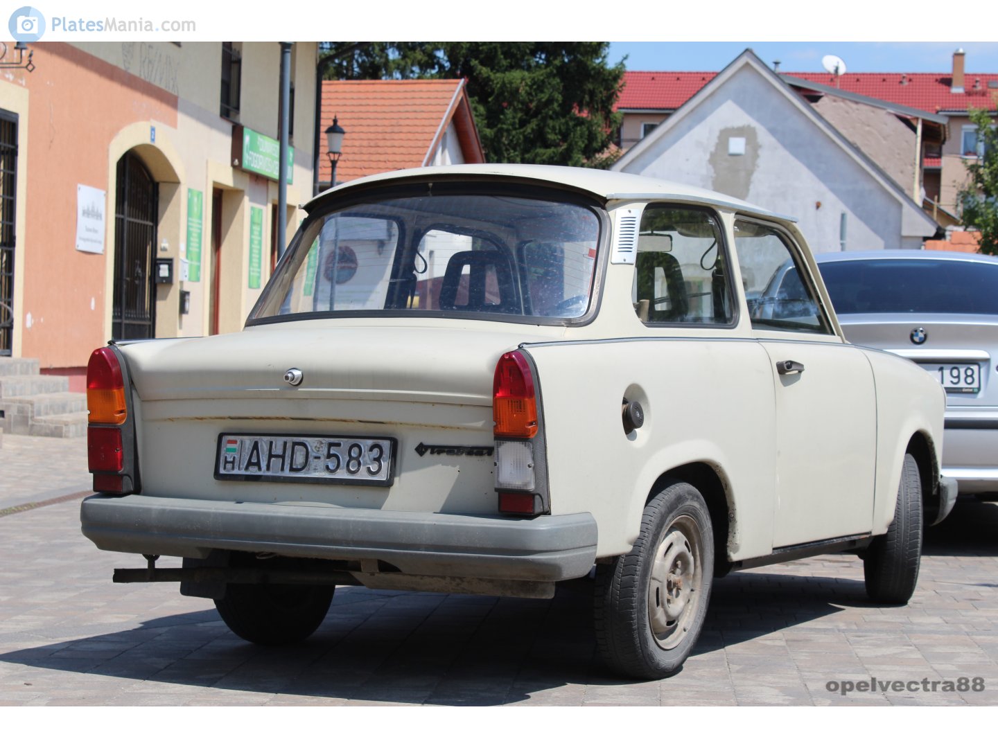 AHD-583, Trabant 1.1 Limousine, 1990–1991
