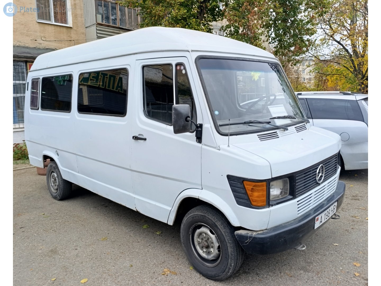 A 198 HB, Mercedes-Benz T1 1st gen (601/602/611), 1976–1996