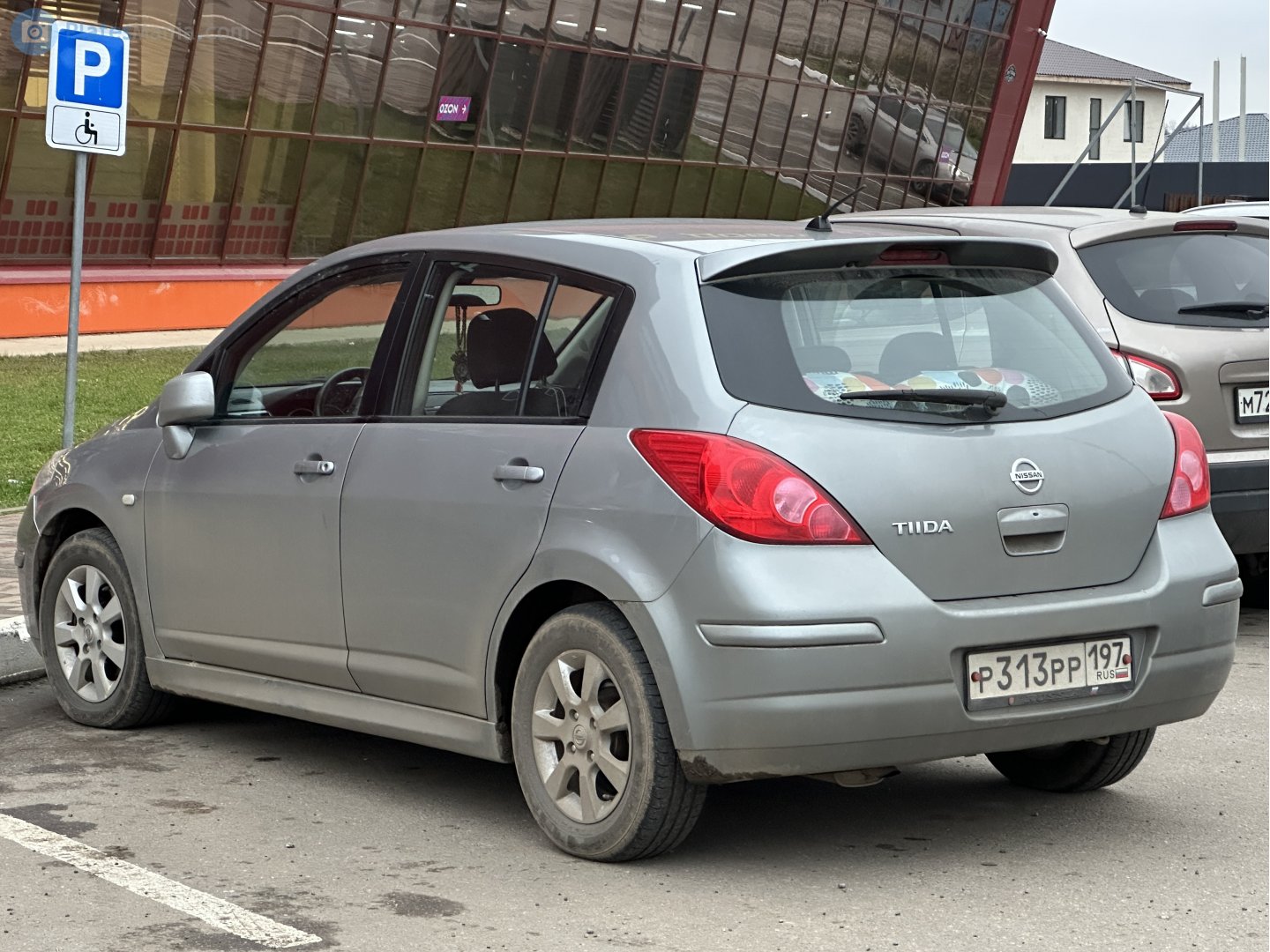 р 313 рр 197, Nissan Tiida 1st gen Hatch (C11), 2004–2012