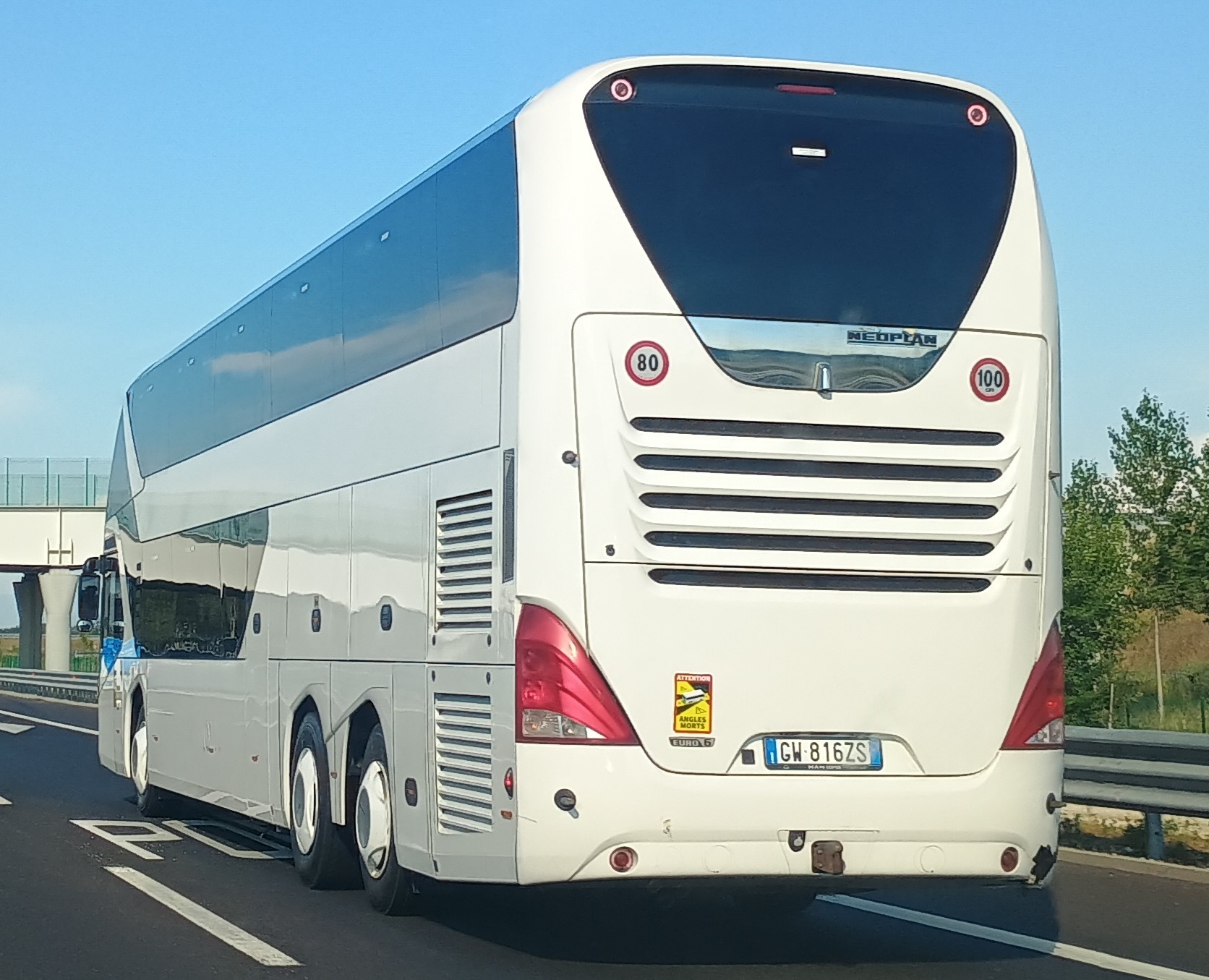 GW 816 ZS, Neoplan Skyliner 5th gen, 2012–