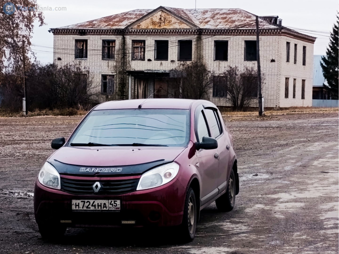 н 724 на 45, Renault Sandero 1st gen (B90), 2007–2014