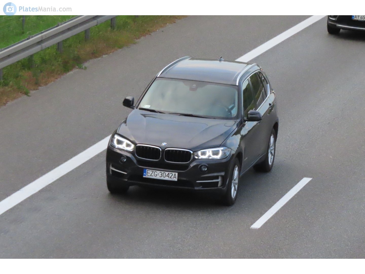 EZG 3042A, BMW X5 3rd gen (F15), 2013–2018