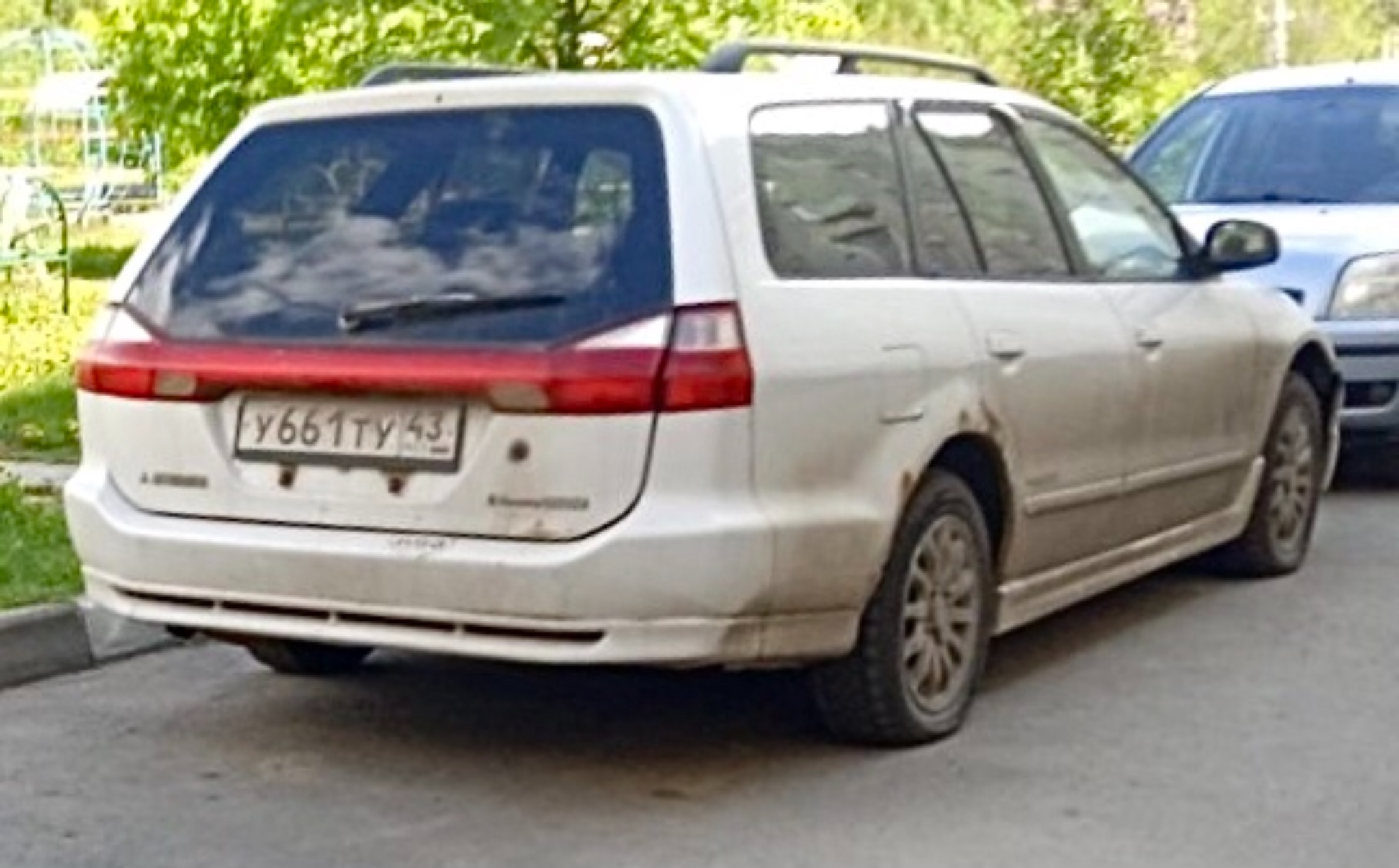 у 661 ту 43, Mitsubishi Legnum 1st gen (EA/EC), 1996–2002