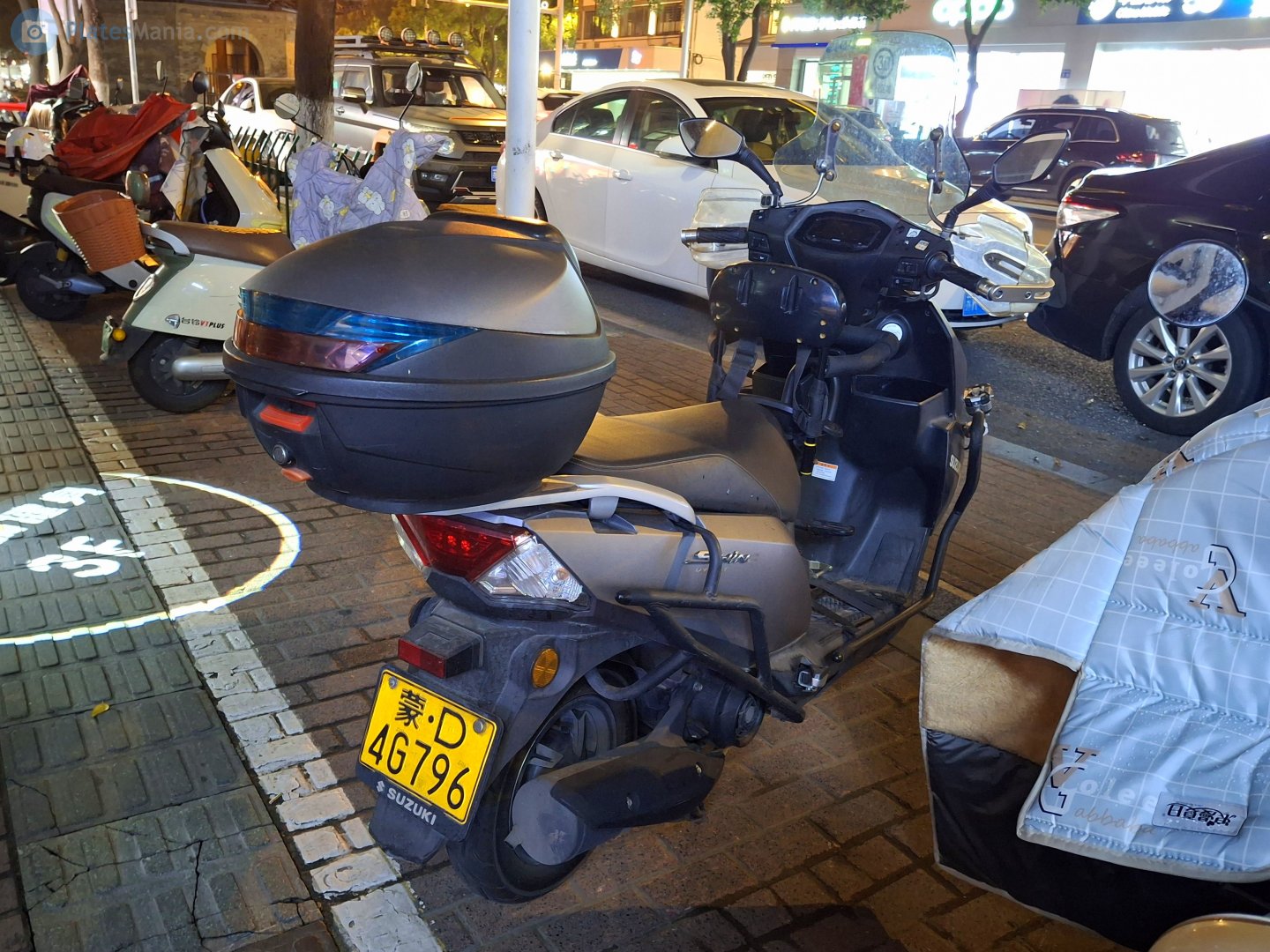 蒙D·4G796, Suzuki Swing 