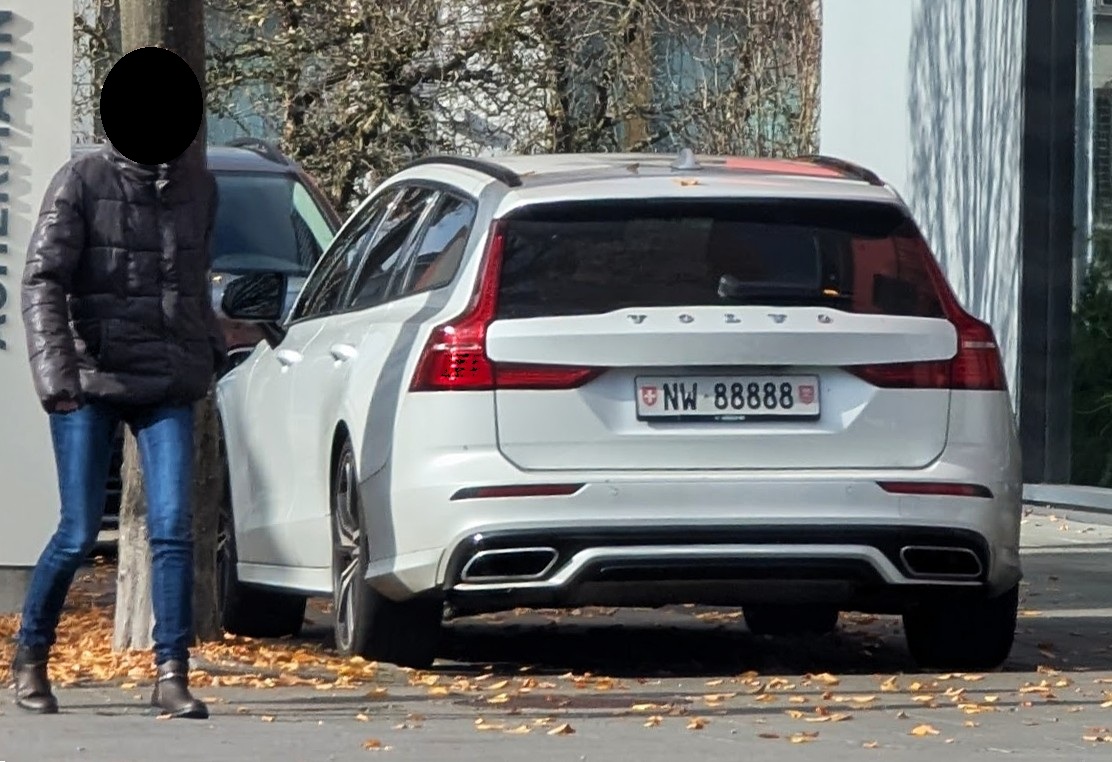 NW 88888, Volvo V60 2nd gen (225/257), 2018–