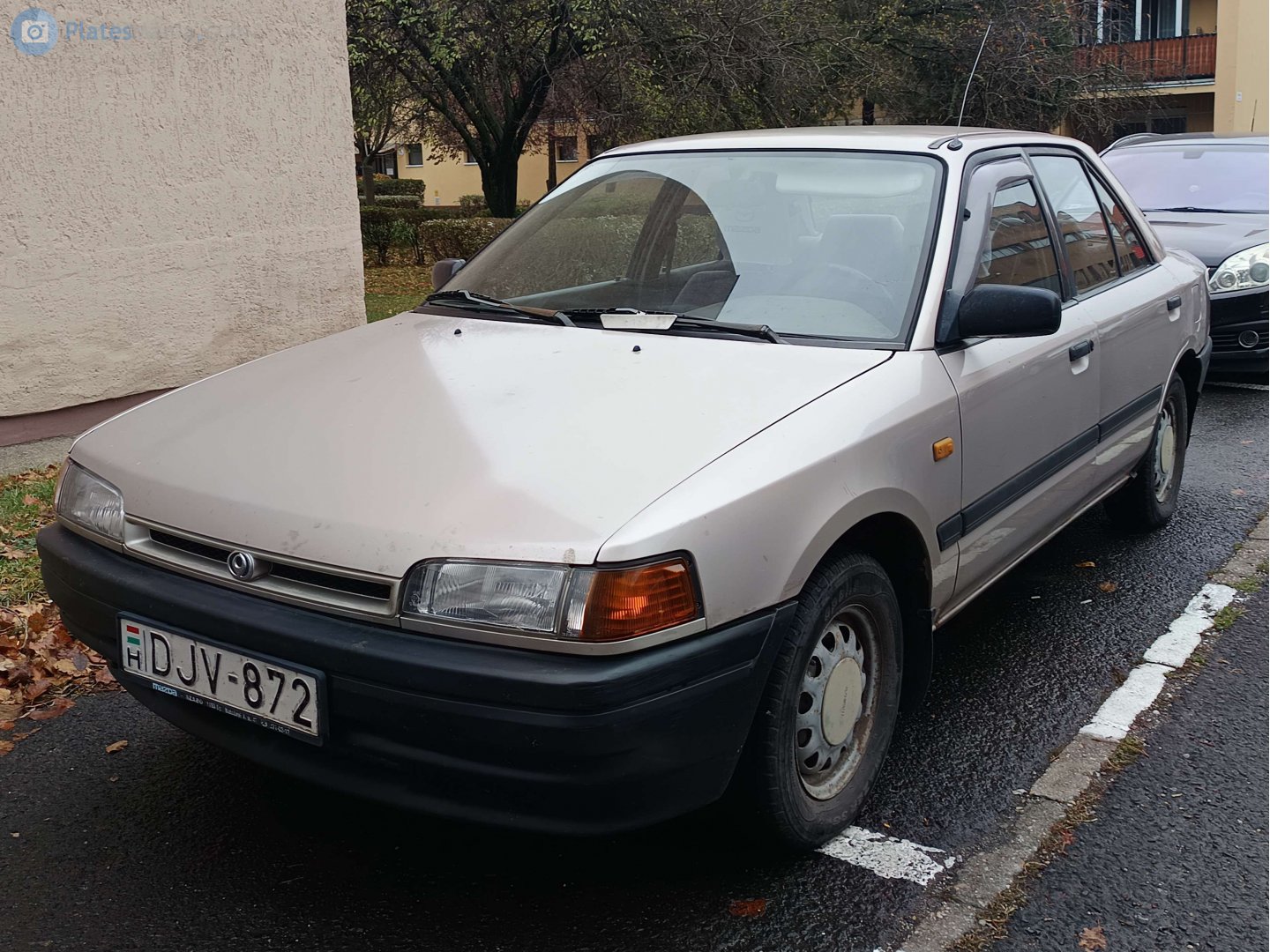 DJV-872, Mazda 323 4th gen Sedan (BG), 1989–1994