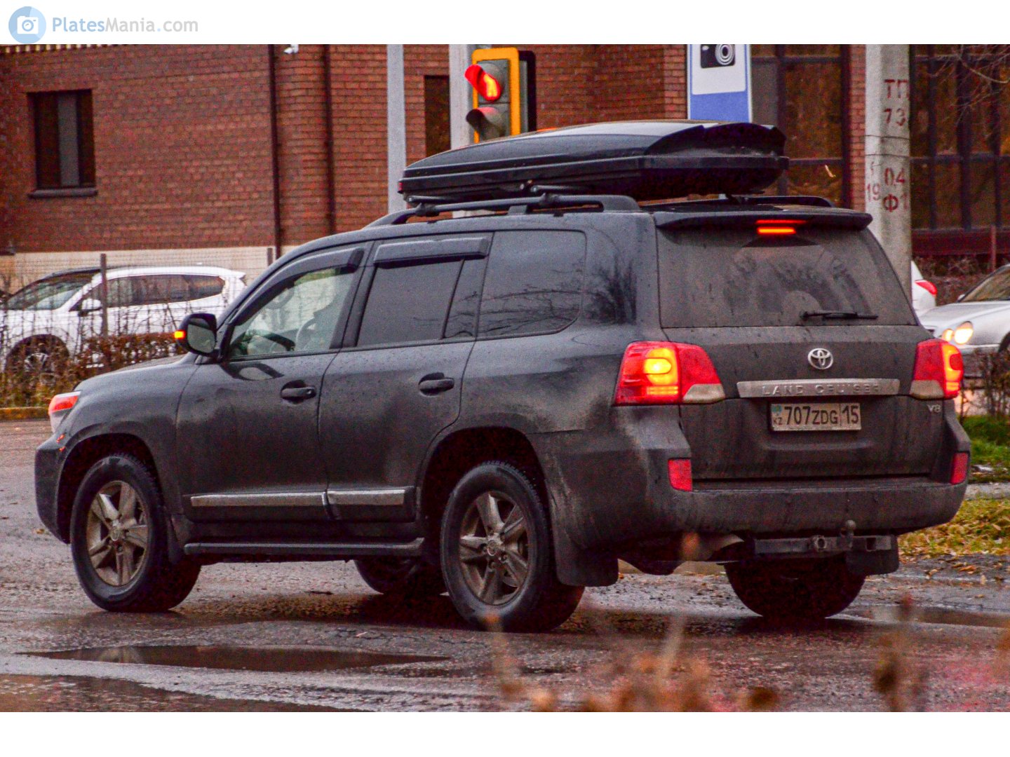707 ZDG 15, Toyota Land Cruiser 200 (J200), 1st facelift, 2011–2015