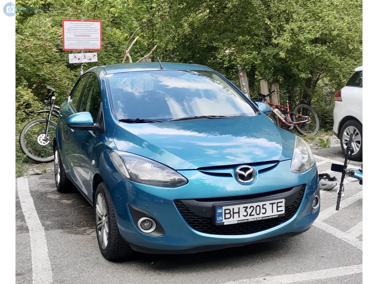 BH 3205 TE, Mazda 2 2nd gen 5-door Hatch (DE), 2007­–2014
