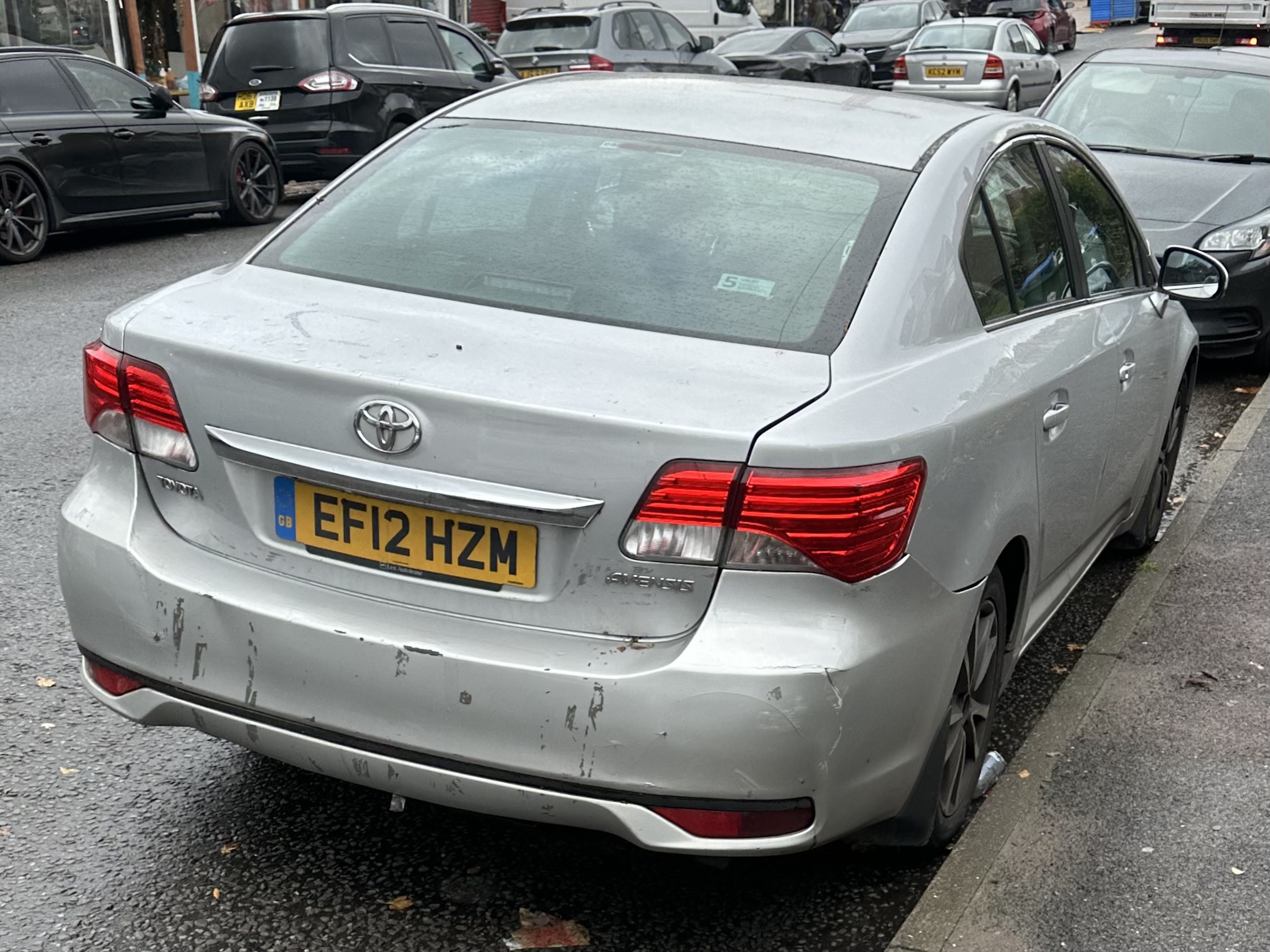 EF12HZM, Toyota Avensis 3rd gen Sedan (T270), 1st facelift, 2011–2015