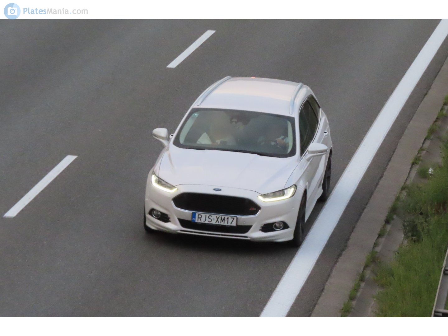 RJS XM17, Ford Mondeo 4th gen Turnier Wagon (Mk5; CD391), 2014–2019