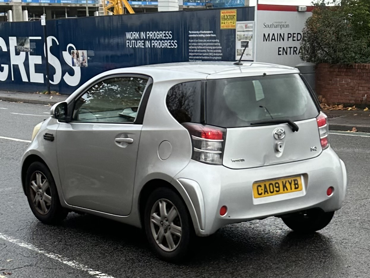 CA09KYB, Toyota iQ 1st gen (AJ10), 2008–2016