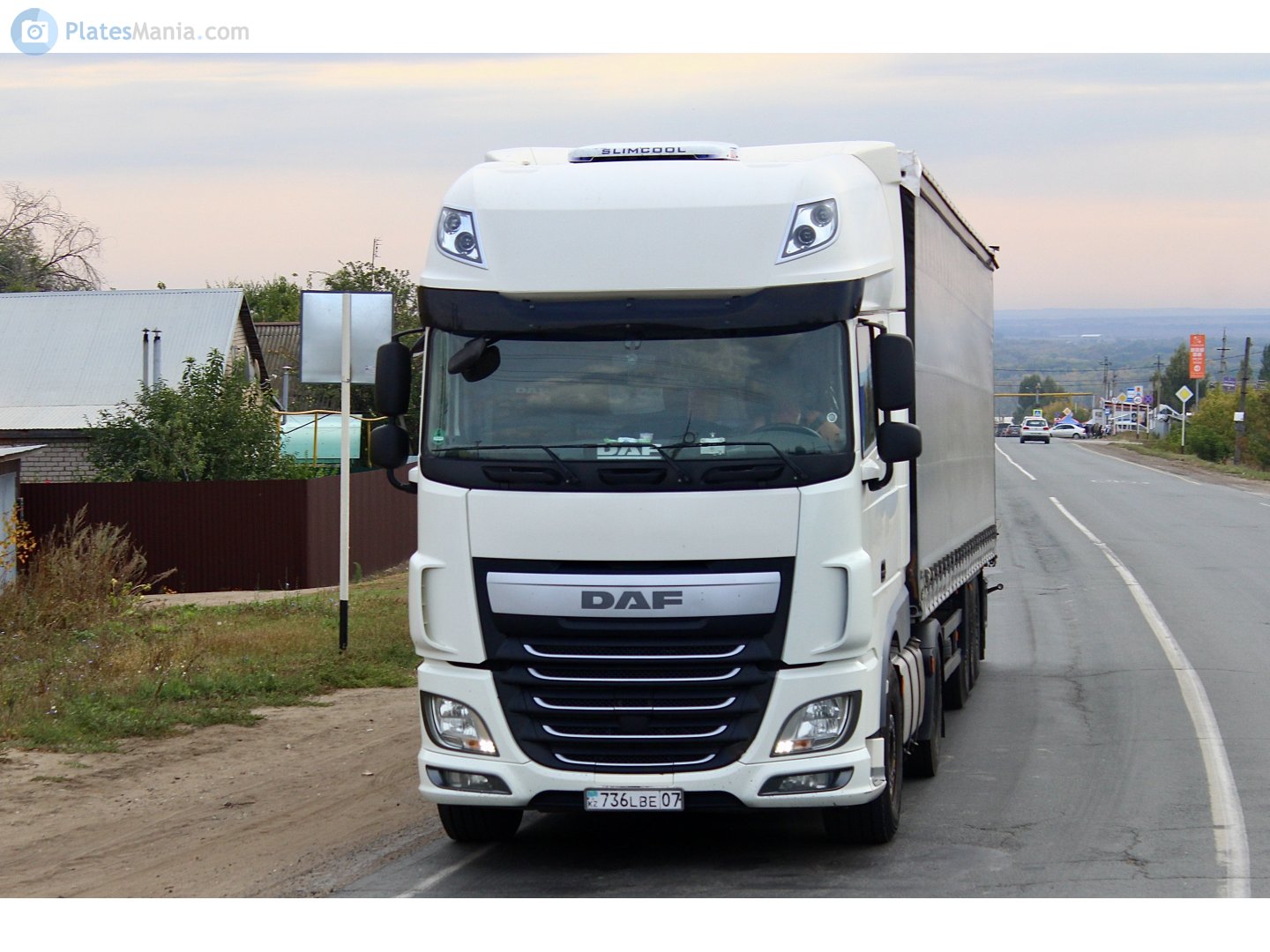 736 LBE 07, DAF XF 3rd gen (XF105), 2006–2020