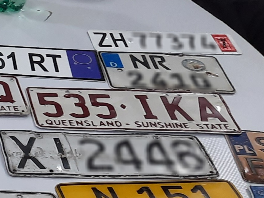 535-IKA, License plate without vehicle 