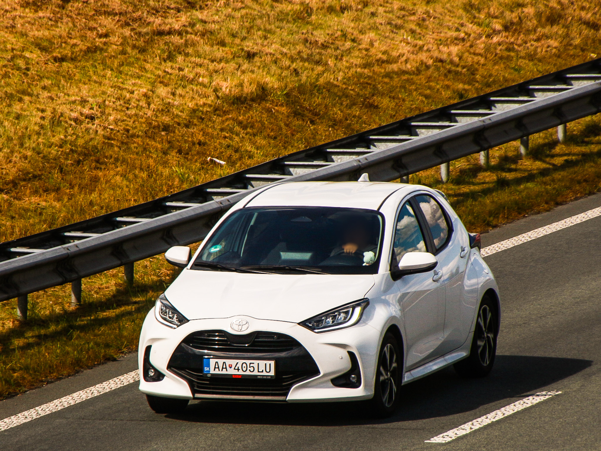 AA 405LU, Toyota Yaris 4th gen 5-door Hatch (XP210), 2020–